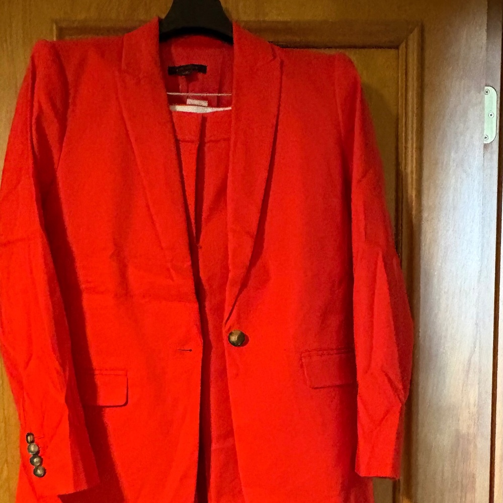 Ann Taylor matching pant suit NWT